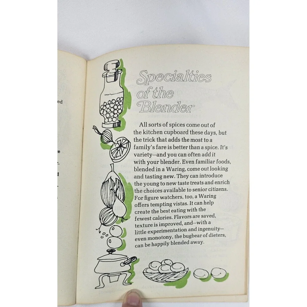 Vintage 1970 Your Waring Cookbook Pleasure of Blending Blender Recipe Owner Book